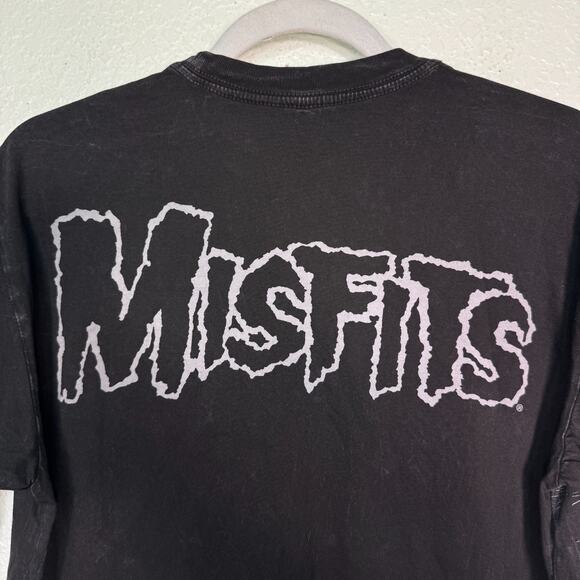 Affliction Misfits Shirt Mens Large Skull Wings Y2K Graphic Tee Grunge Punk NEW - Picture 6 of 9